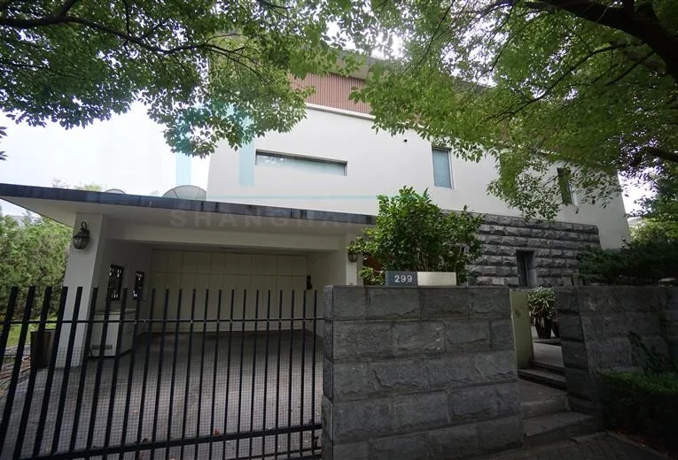 No 299 Lakeside Ville