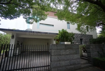 No 299 Lakeside Ville