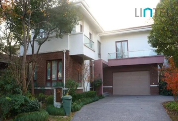 No 35 Trinity Village