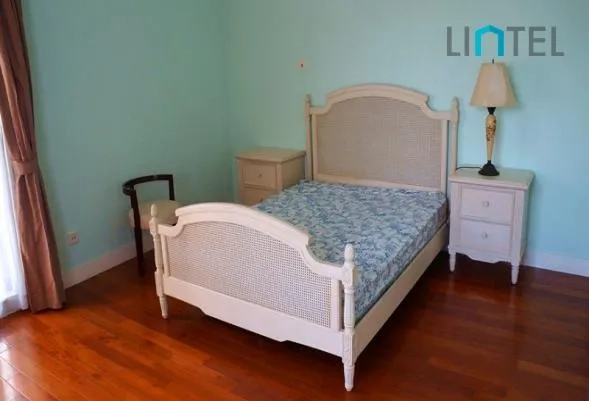 No 35 Trinity Village(11)