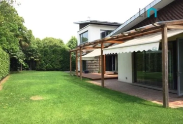 No 37 Lakeside Ville(6)