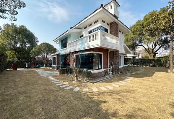 No 373 West Suburb Flourish City