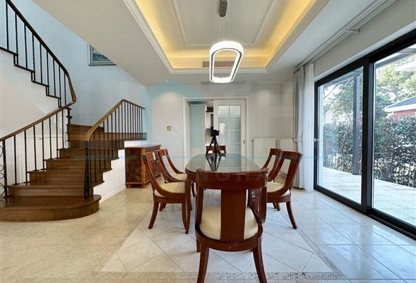 No 373 West Suburb Flourish City(9)