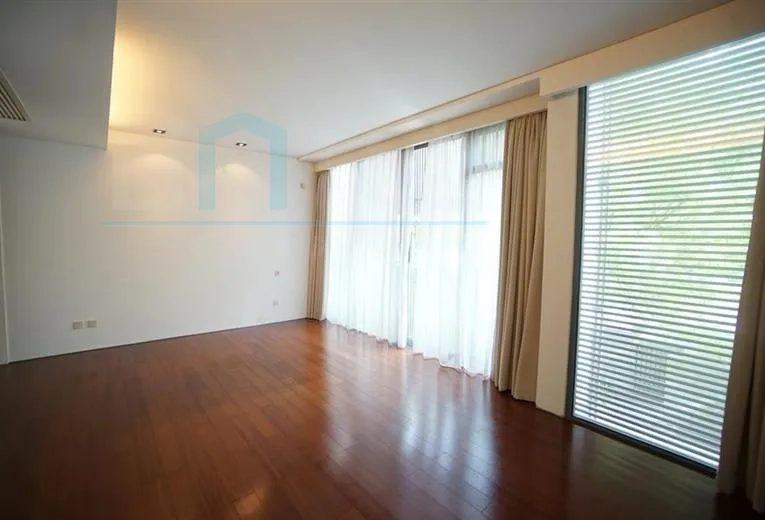 No 385 Lakeside Ville(9)