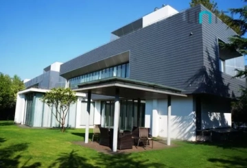 No 39 Villa Riviera