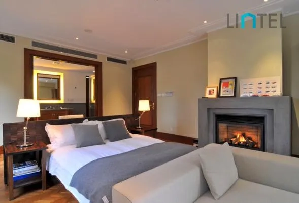 No 392 Jianguo west Road(7)