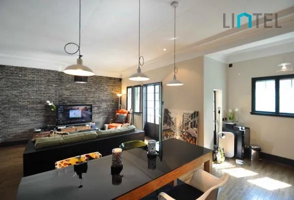 No 42 Lane 1522 Nanjing west Road(2)