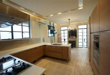 No 44 Lane 1285 Huaihai middle  Road(9)