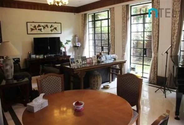 No 45 Lane 1487 Huaihai middle Road(4)