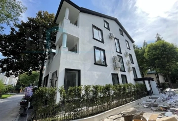 No 5 Cypress Heights