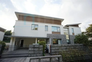 No 50 Lakeside Ville