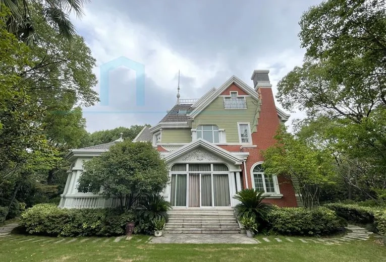 No 50 Violet Country Villa