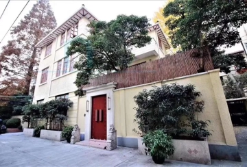 No 51 Lane 56 Donghu Road