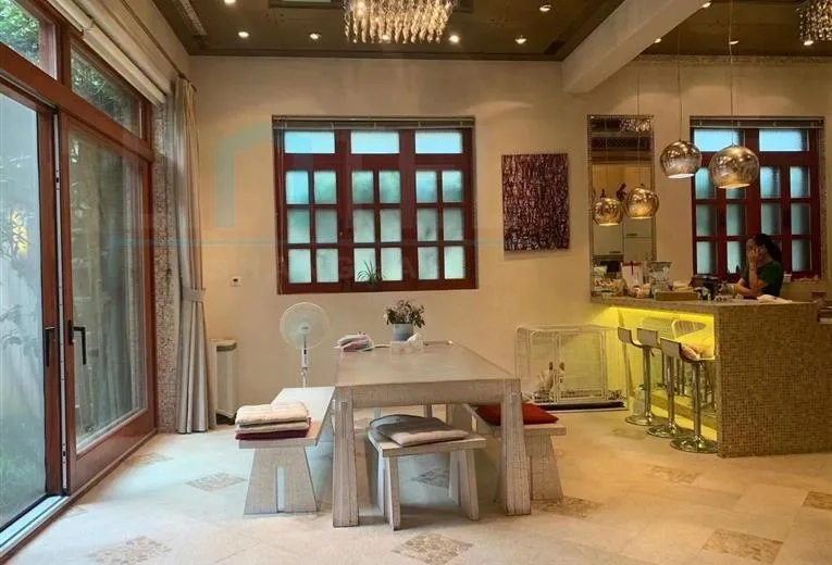 No 51 Lane 56 Donghu Road(6)