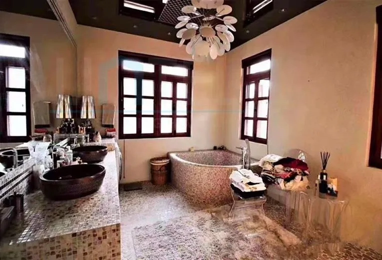 No 51 Lane 56 Donghu Road(10)