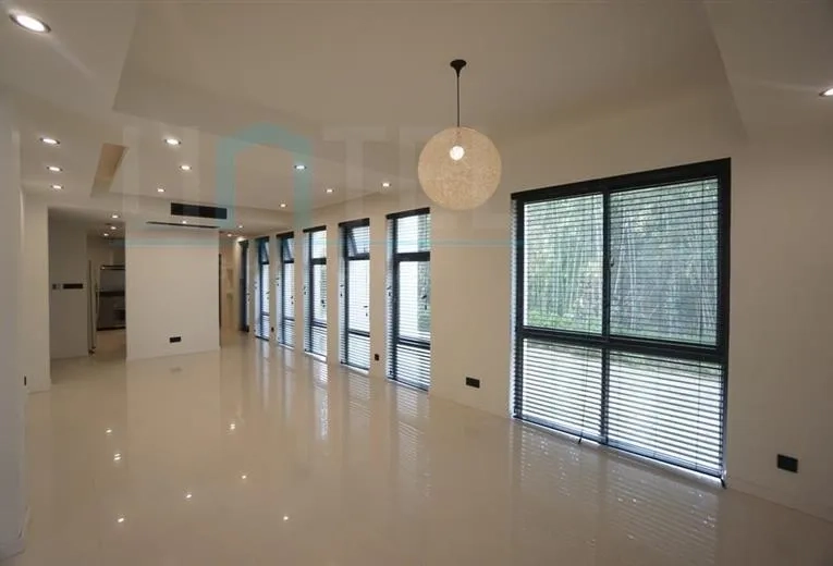 No 53 Modern Villa(8)