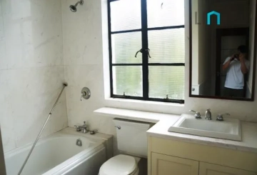 No 55 Lane 1285 Huaihai middle Road(18)