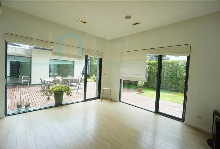No 57 Lakeside Ville(8)