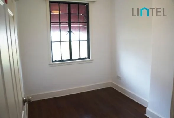 No 59 Lane 1285 Huaihai middle Road(19)
