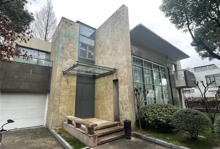 No 59 Modern Villa