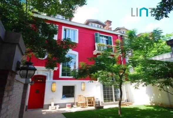No 6 Lane 93 Huating Road