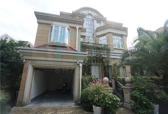 No 6 Regency Land