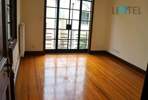 No 63 Lane 1285 Huaihai middle Road(8)