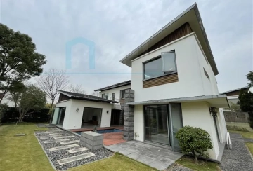 No 65 Lakeside Ville(2)