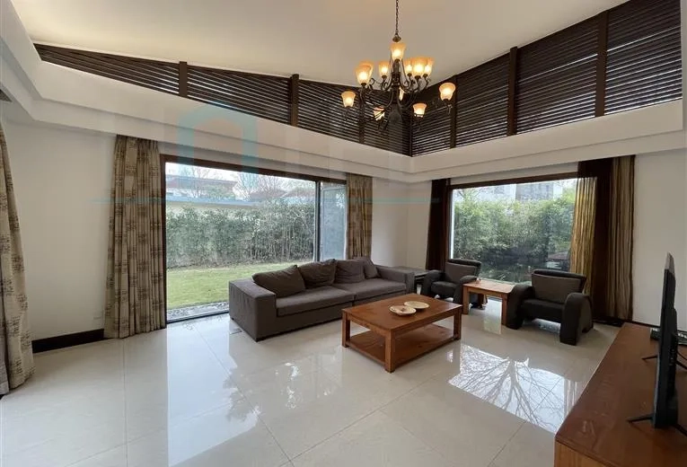 No 65 Lakeside Ville(3)