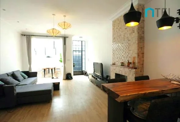 No 65 Lane 205 Chongqing south Road