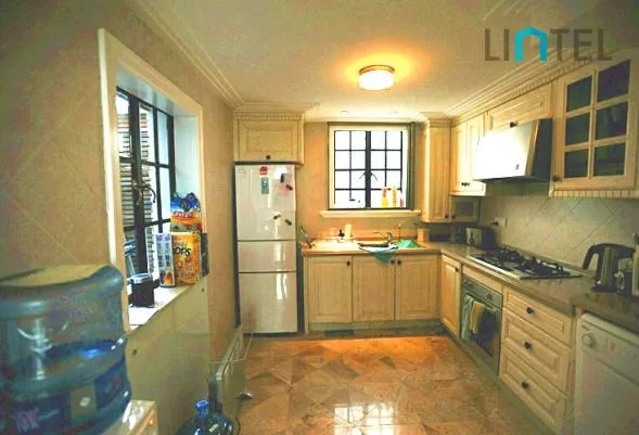 No 65 Lane 205 Chongqing south Road(4)