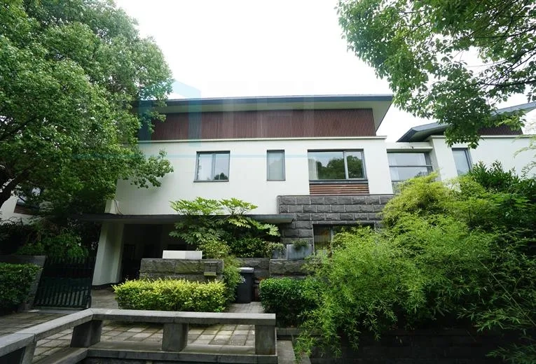 No 7 Lakeside Ville