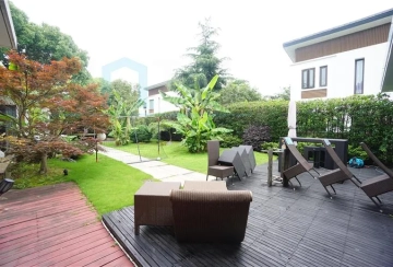 No 7 Lakeside Ville(5)