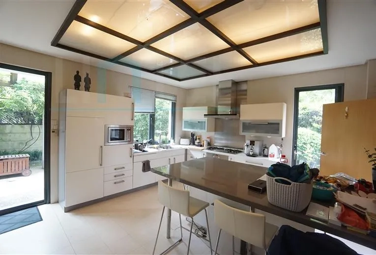 No 7 Lakeside Ville(8)