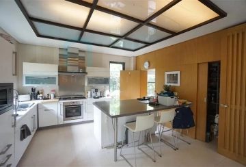 No 7 Lakeside Ville(9)
