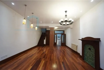 No 7 Lane 134 Jiaozhou Road(8)