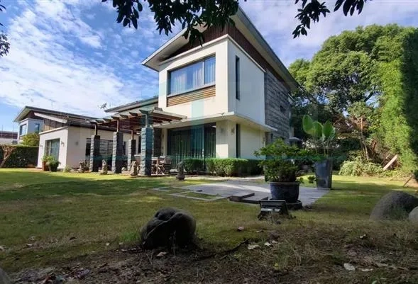 No 71 Lakeside Ville
