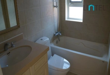 No 74 Green Villa Phase 7-8-9(15)