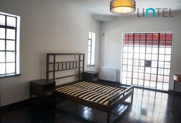 No 74 Lane 1129 Nanjing west Road(9)