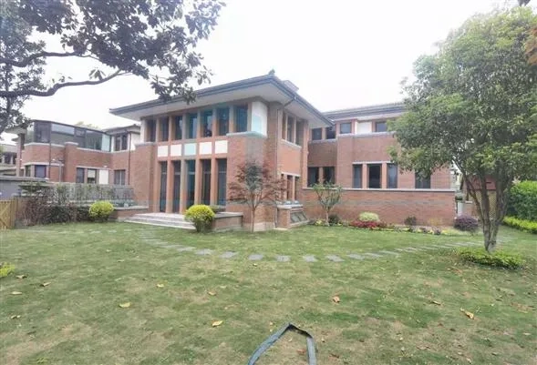 No 76 Dream House