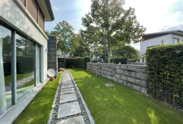No 79 Lakeside Ville(4)