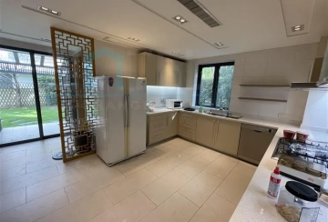 No 79 Lakeside Ville(7)