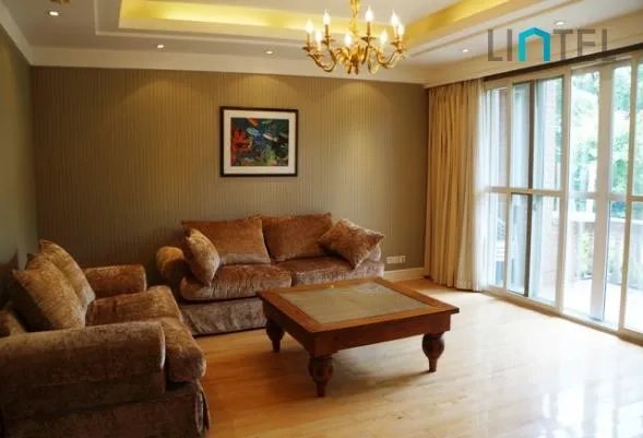 No 8 Parkson Garden(2)