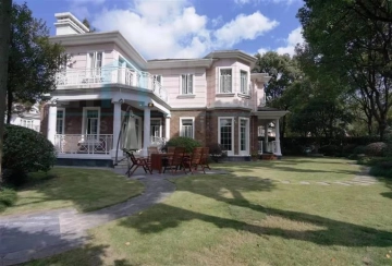 No 80 Violet Country Villa