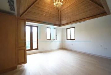 No 81 Jiushi West Suburb Villa(8)
