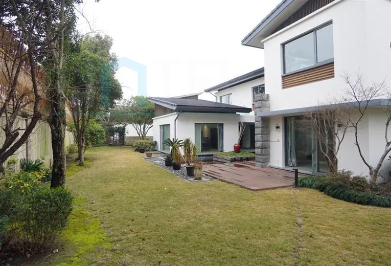 No 89 Lakeside Ville(5)
