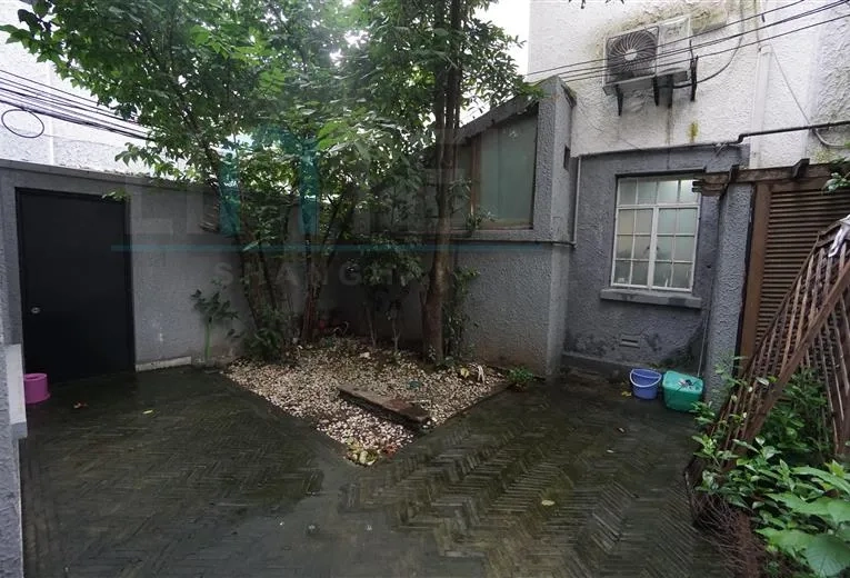 No 9 Lane 37 Fuxing west Road(5)