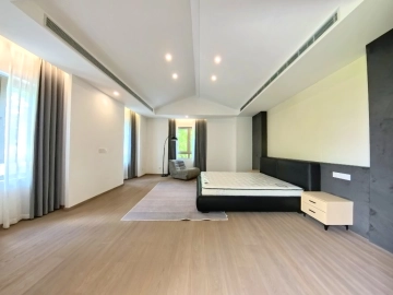 No 96 Hongqiao Royal Lake(10)