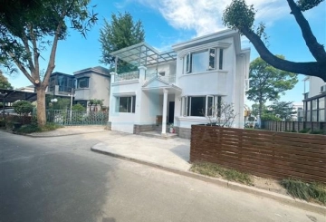 No A2 Maple Villa