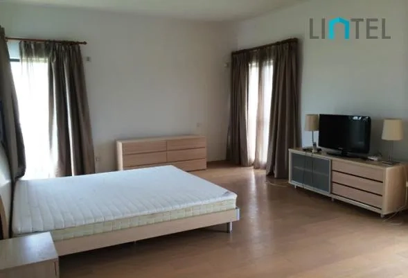 No W60 Westwood Green(8)